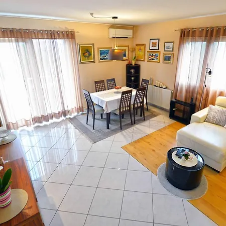 Apartment Ivan Murter